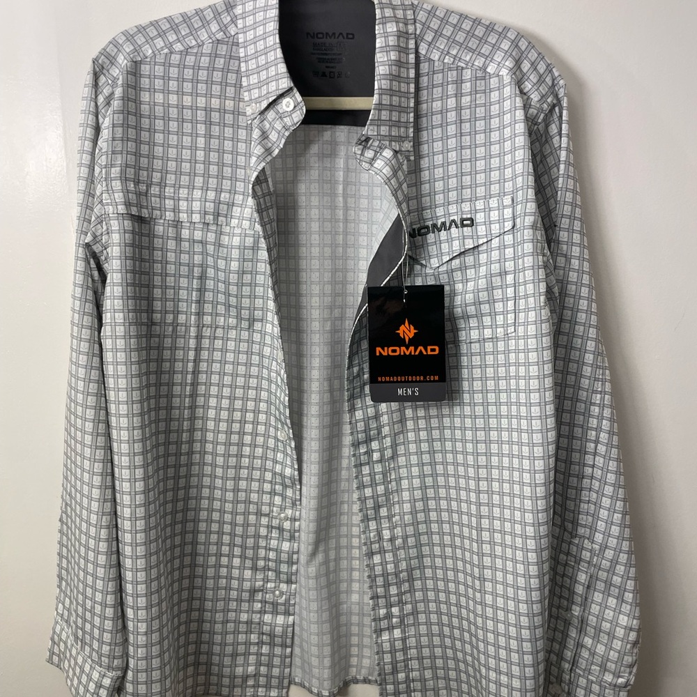 NOMAD Men's Gray Checkered Shirt